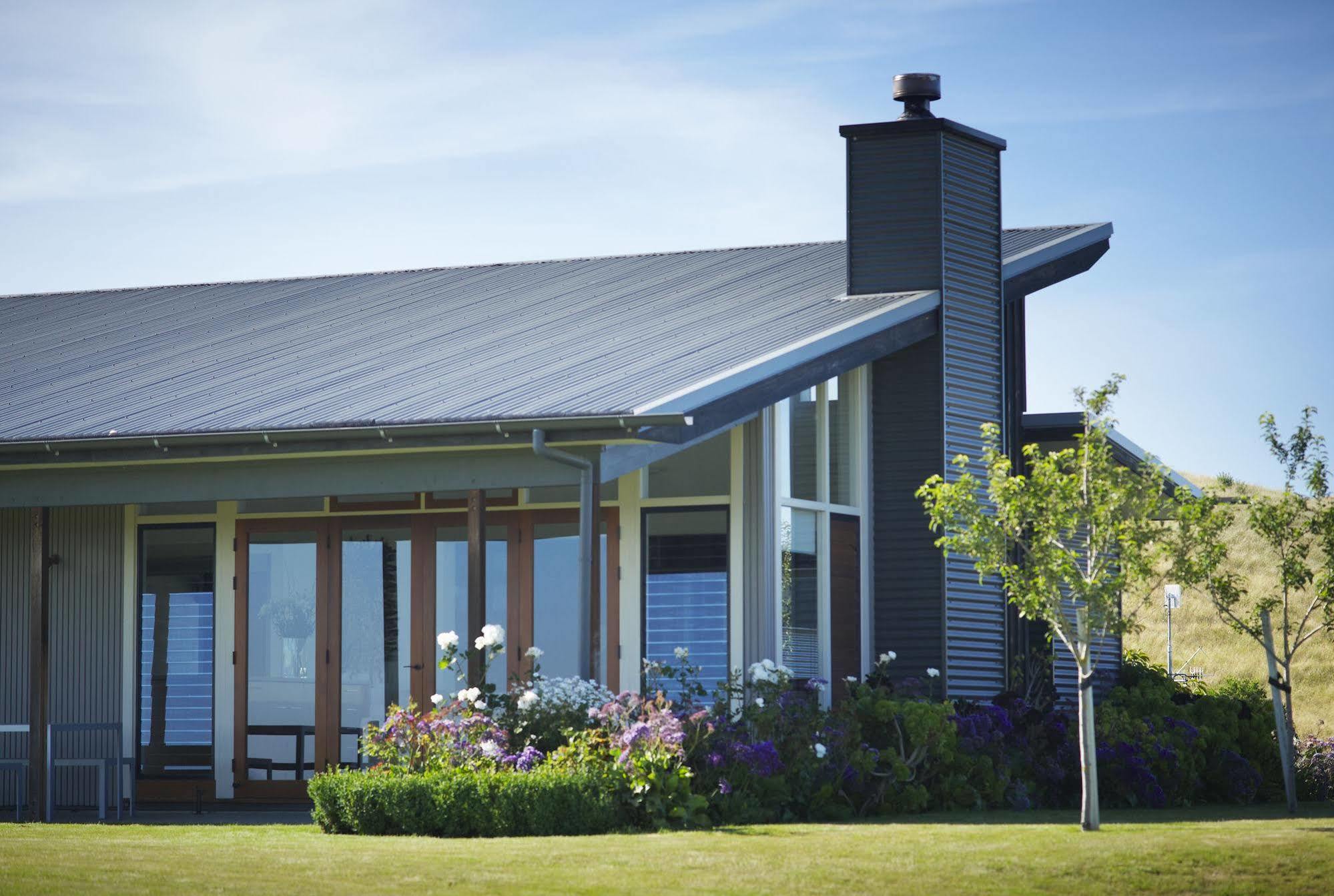 Millar Road Villa Hastings Bagian luar foto