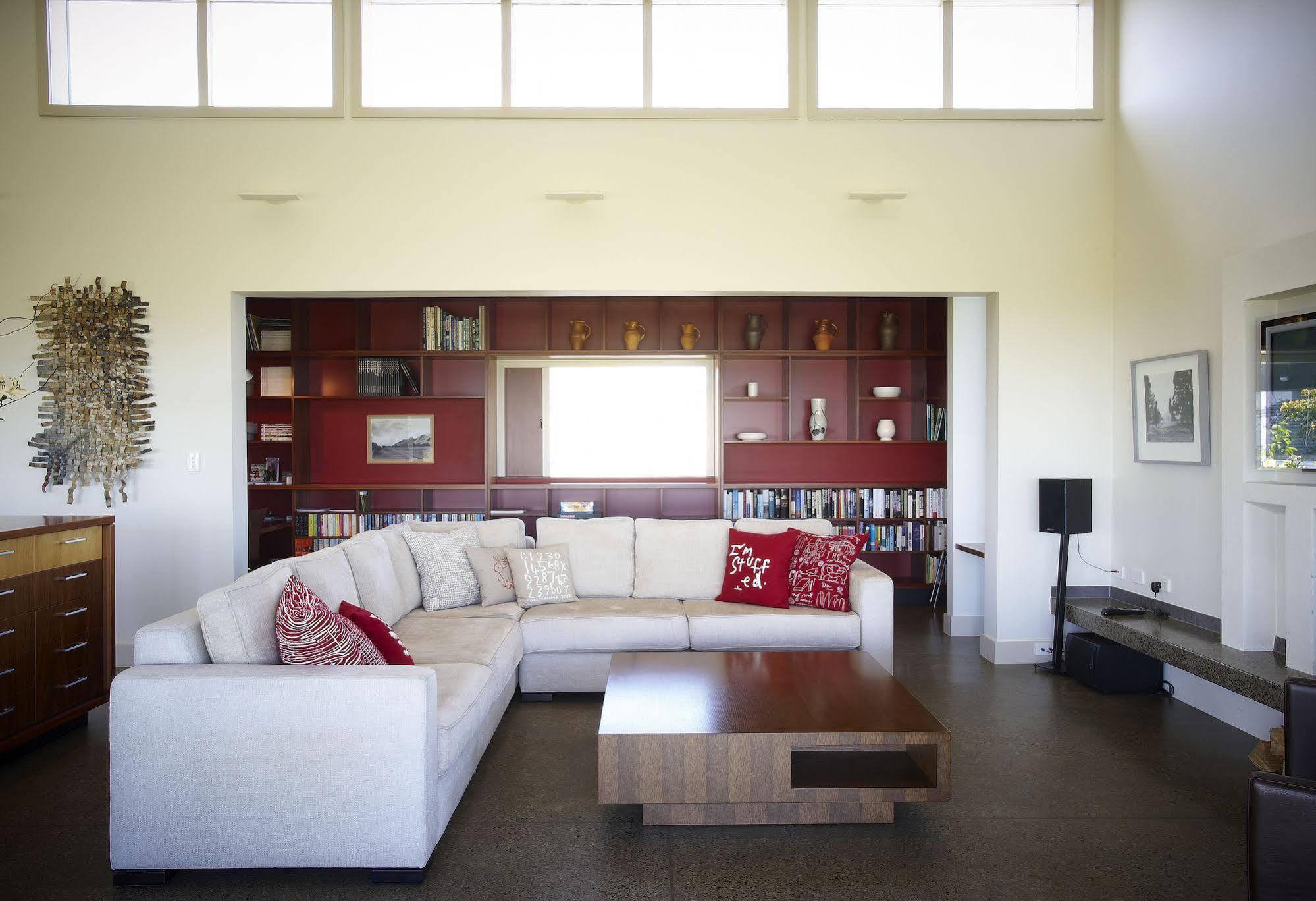 Millar Road Villa Hastings Bagian luar foto
