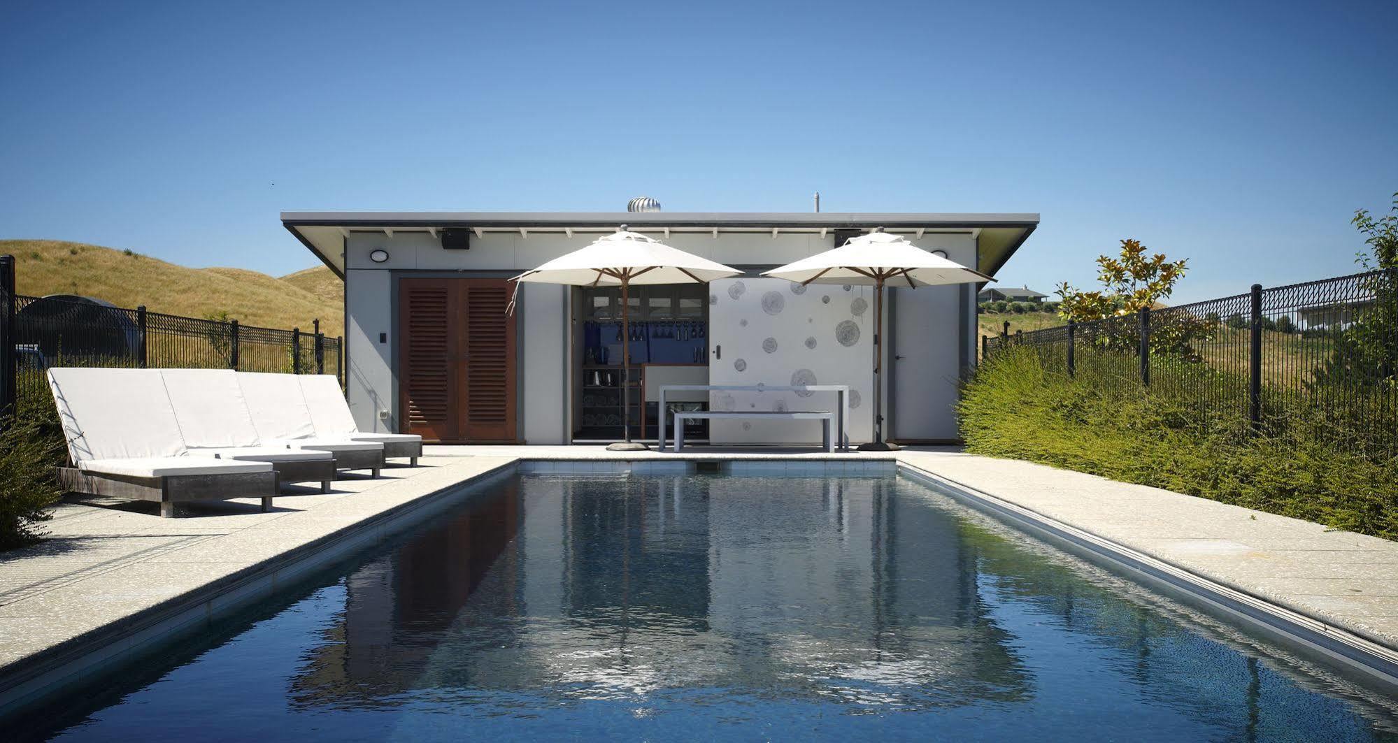 Millar Road Villa Hastings Bagian luar foto